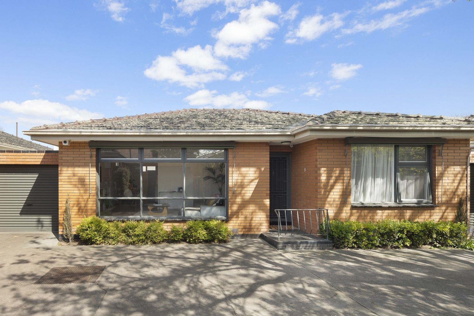 2 bedrooms Apartment / Unit / Flat in 3/1 Tollington Avenue MALVERN EAST VIC, 3145