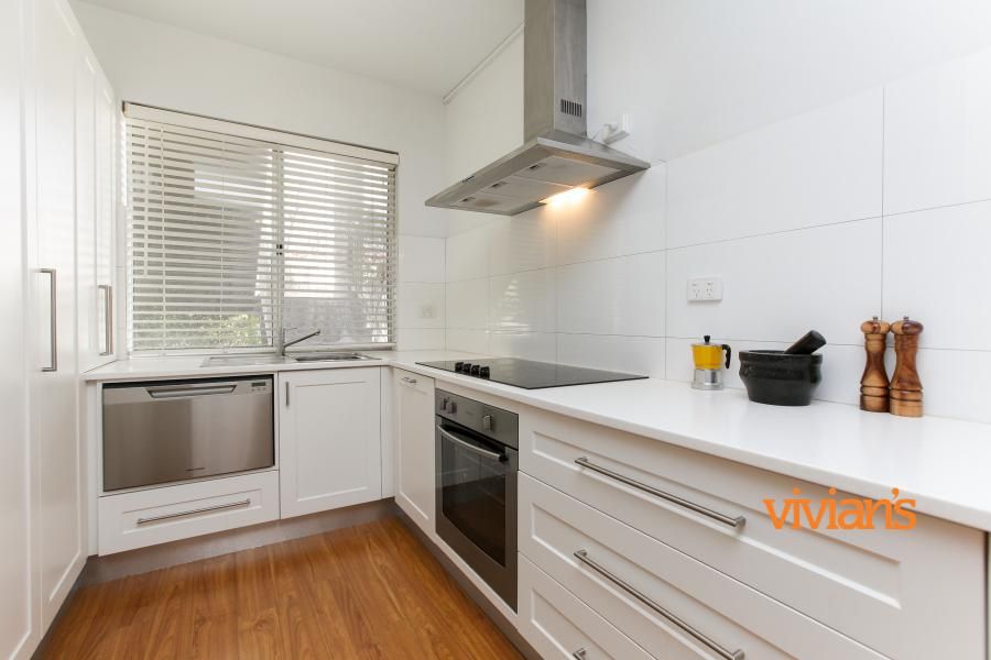 2 bedrooms Apartment / Unit / Flat in 4/1B McNeil Street PEPPERMINT GROVE WA, 6011