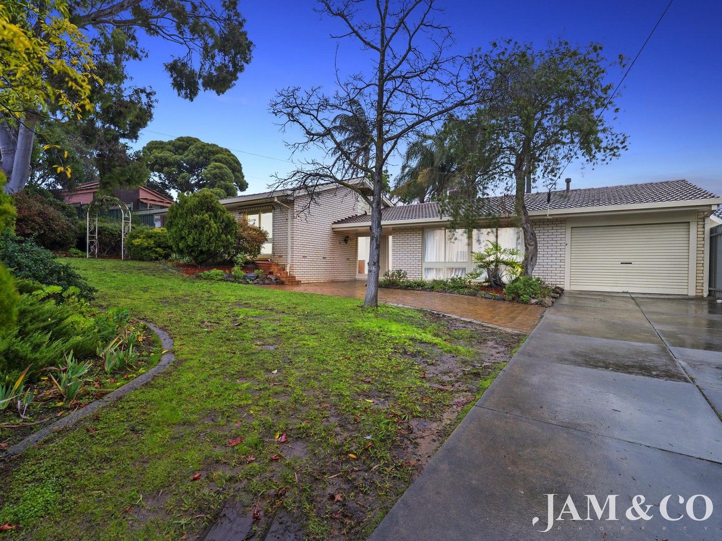 28 Lyn Street, Aberfoyle Park SA 5159, Image 1