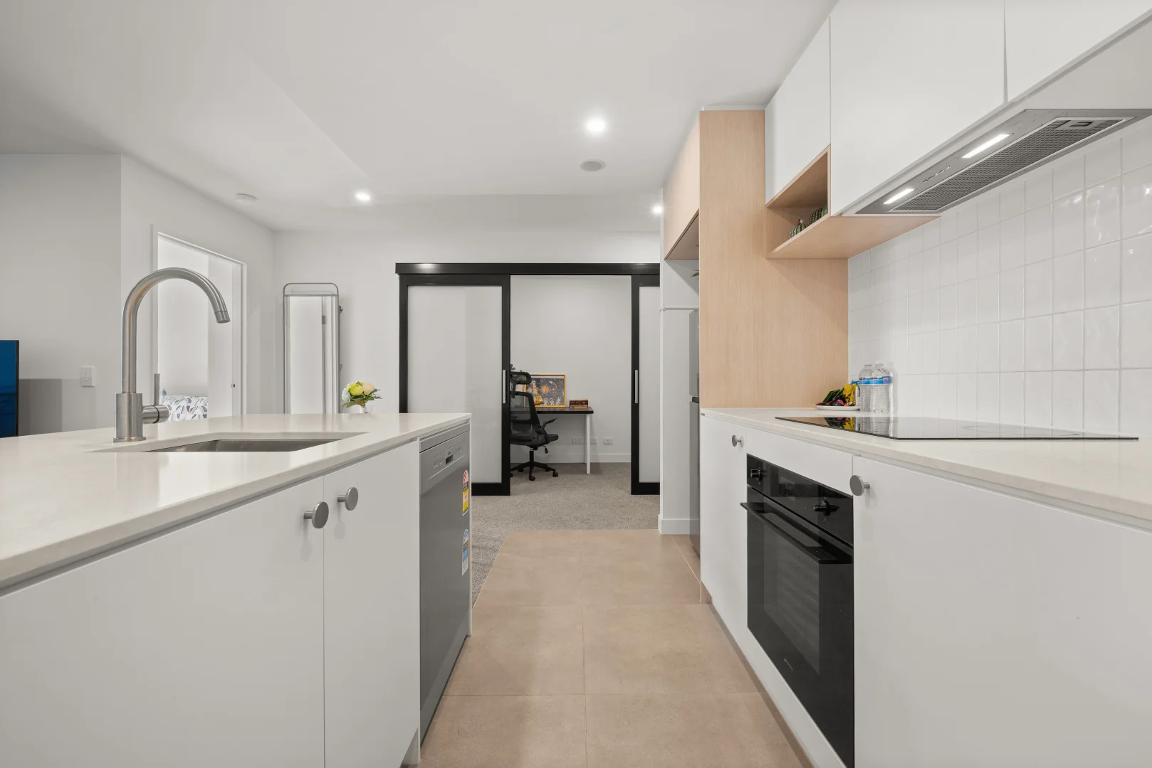 Additional image 3 of 607/11 Launceston Street, Phillip ACT 2606