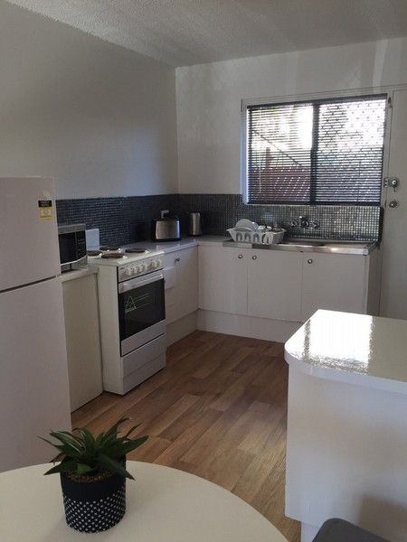 2 bedrooms Apartment / Unit / Flat in 1/1434 Gold Coast Highway PALM BEACH QLD, 4221