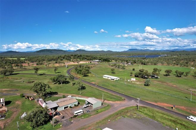 Picture of 12 Foyster Drive, LAKELAND QLD 4871