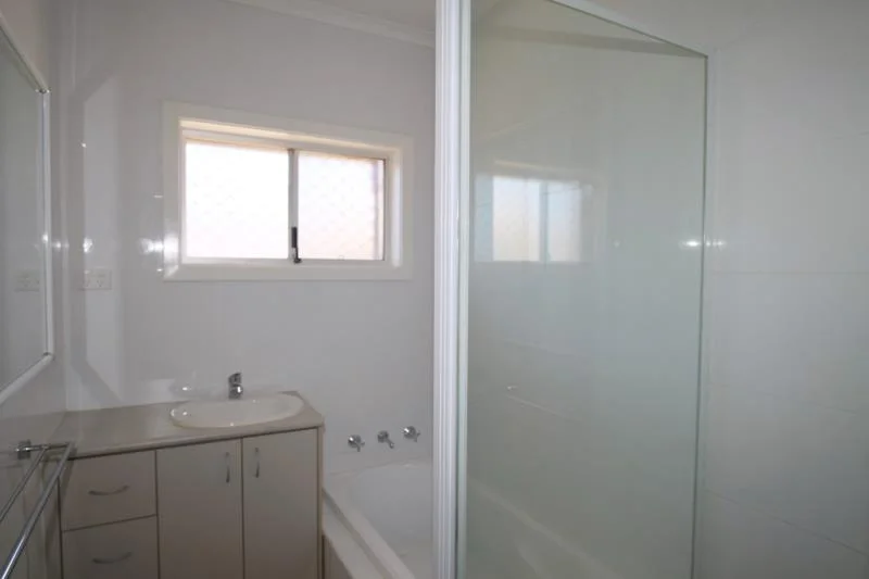 Additional image 3 of 3b Gleeson Place, Millars Well WA 6714