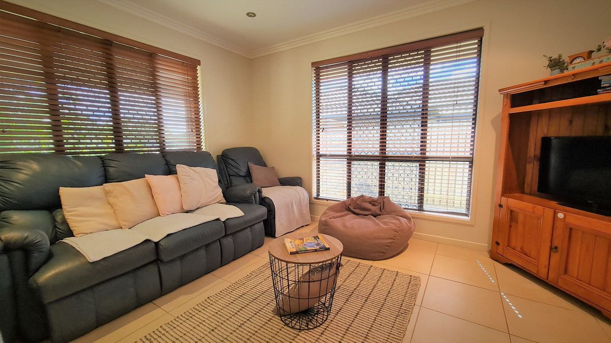 43 Corella Drive, Gracemere QLD 4702, Image 2