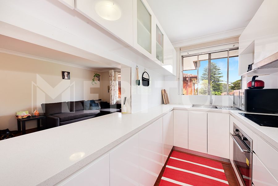 2 bedrooms Apartment / Unit / Flat in 6/25 Parry St NARWEE NSW, 2209