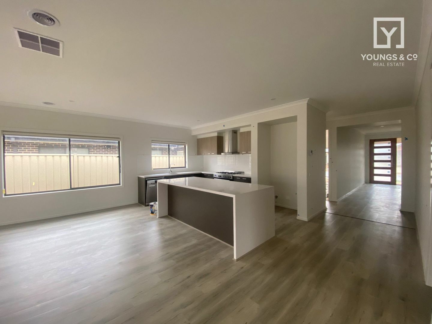 8 Weyba Ave, Kialla VIC 3631 House For Rent Domain