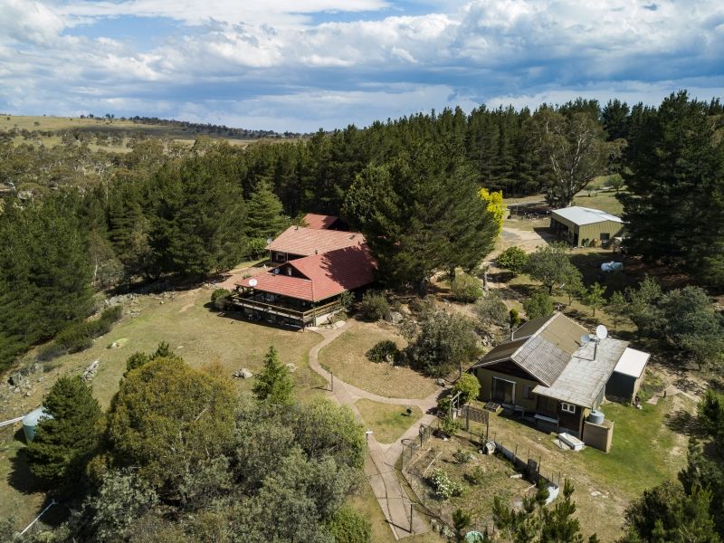 4 Ponderosa Lane, Jindabyne NSW 2627, Image 0