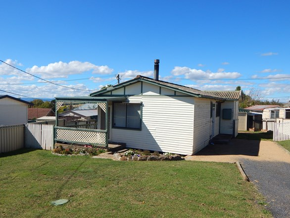 12 Wooran Street, Cooma NSW 2630