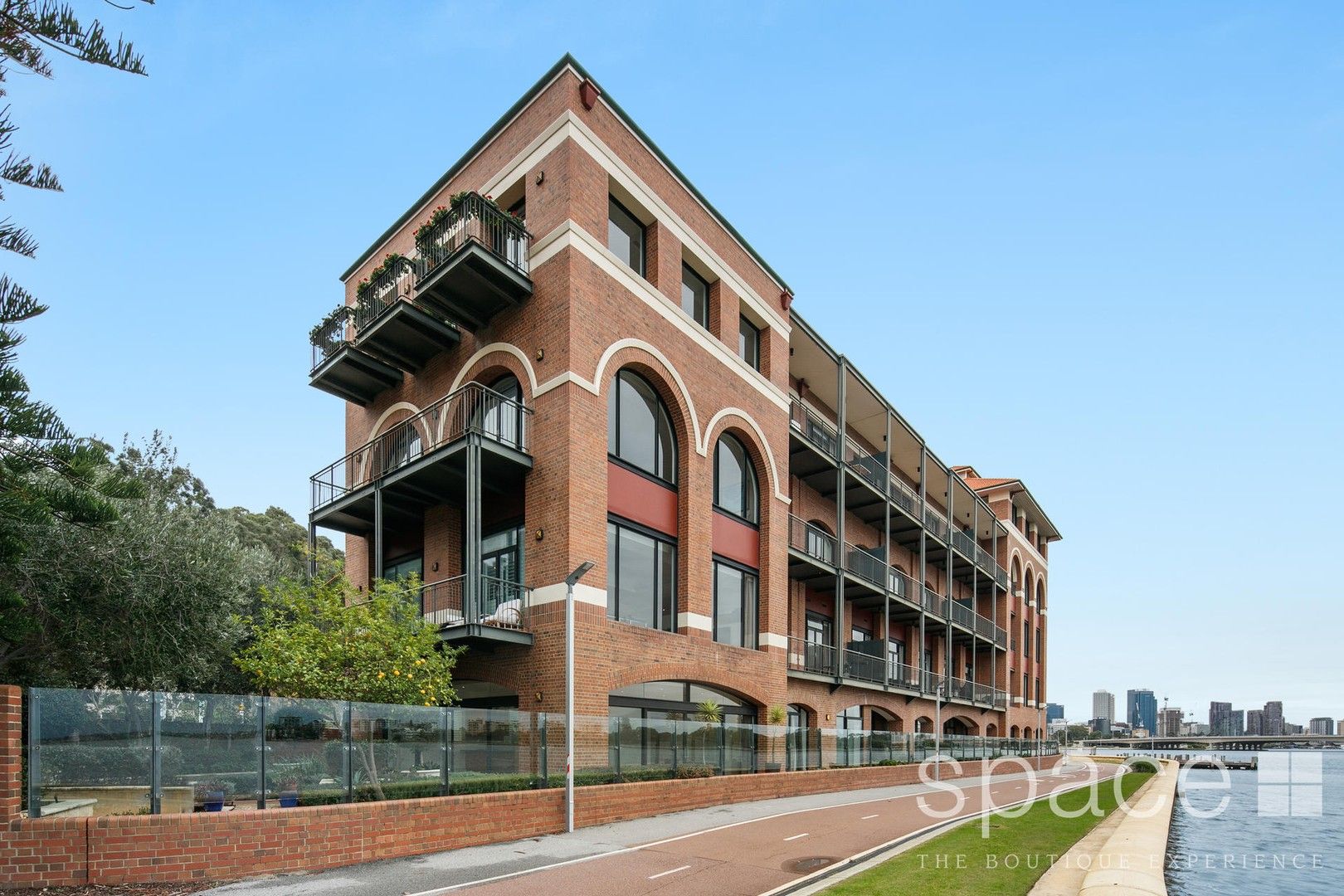 2 bedrooms Apartment / Unit / Flat in 302/173 Mounts Bay Road CRAWLEY WA, 6009