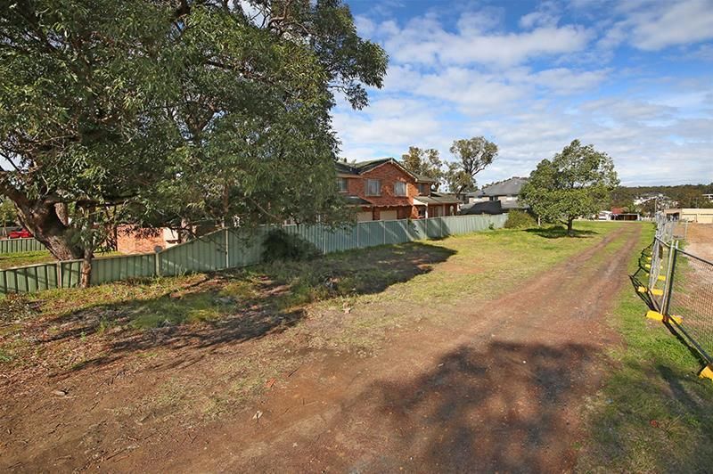 692 Henry Lawson Drive, East Hills NSW 2213, Image 0