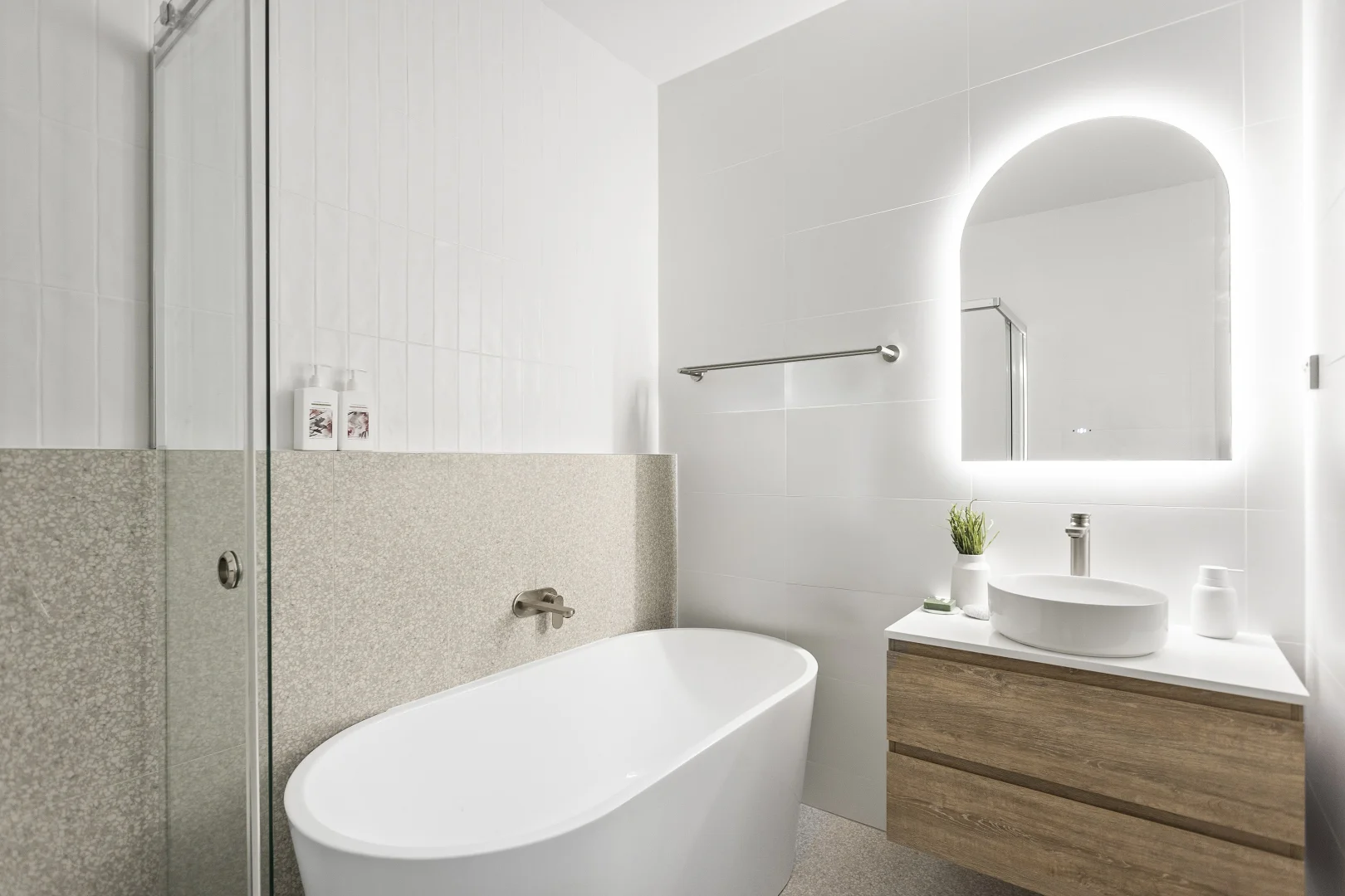 Additional image 11 of 1/26 Peterborough Avenue, Lake Illawarra NSW 2528