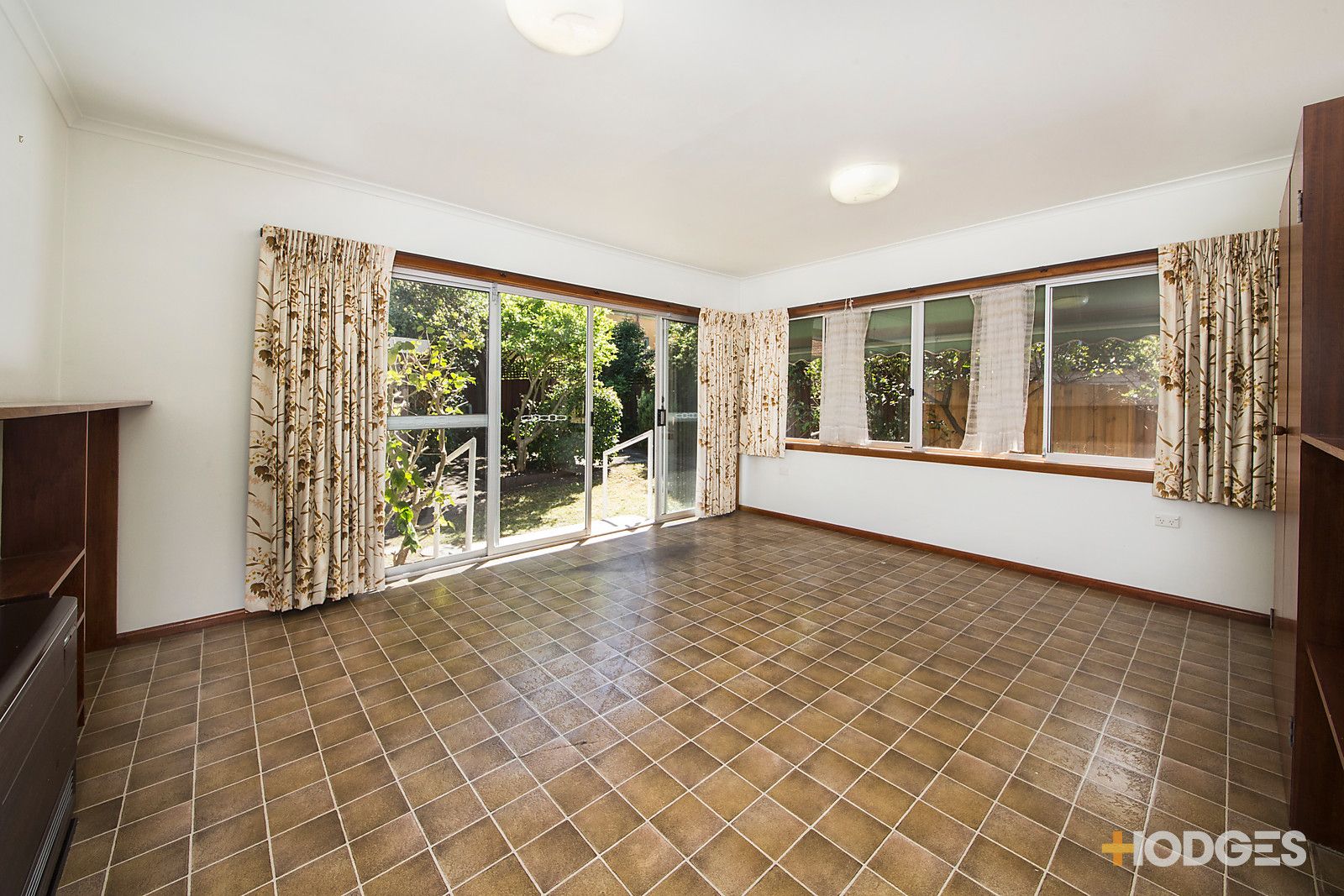 73 Linacre Road, Hampton VIC 3188, Image 1