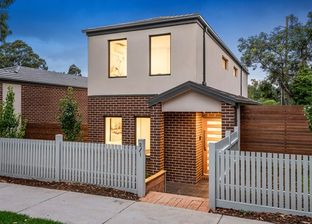 2/1 Dudley Parade, Canterbury VIC 3126