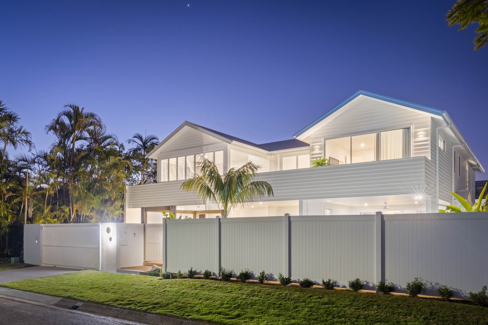 5 bedrooms House in 7 Park Court NOOSAVILLE QLD, 4566