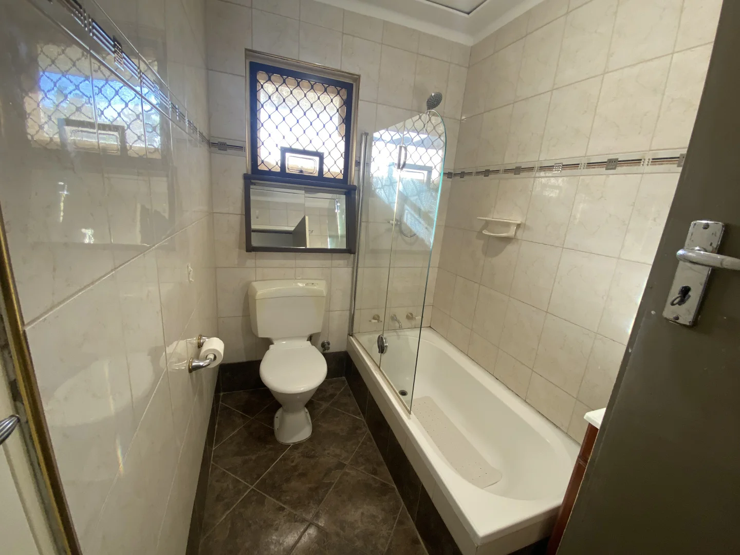 Additional image 14 of 4 Ornum Place, Innaloo WA 6018