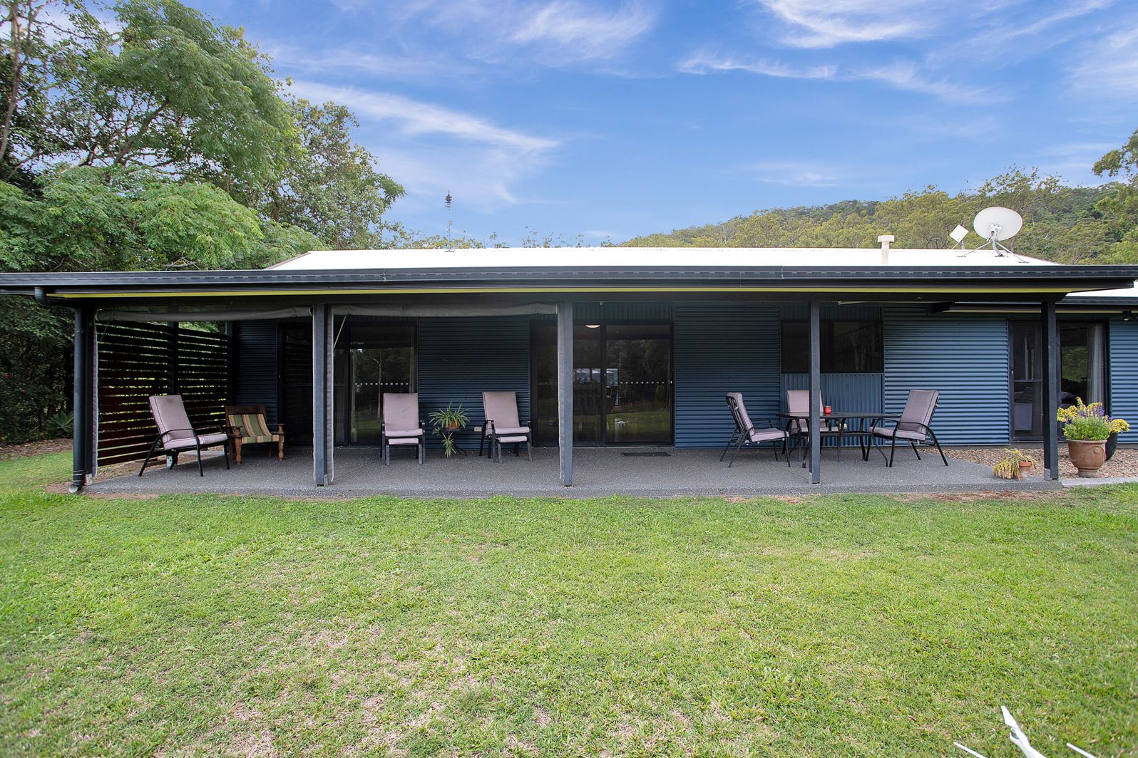 297 Smith-Cross Road, Devereux Creek QLD 4753, Image 2