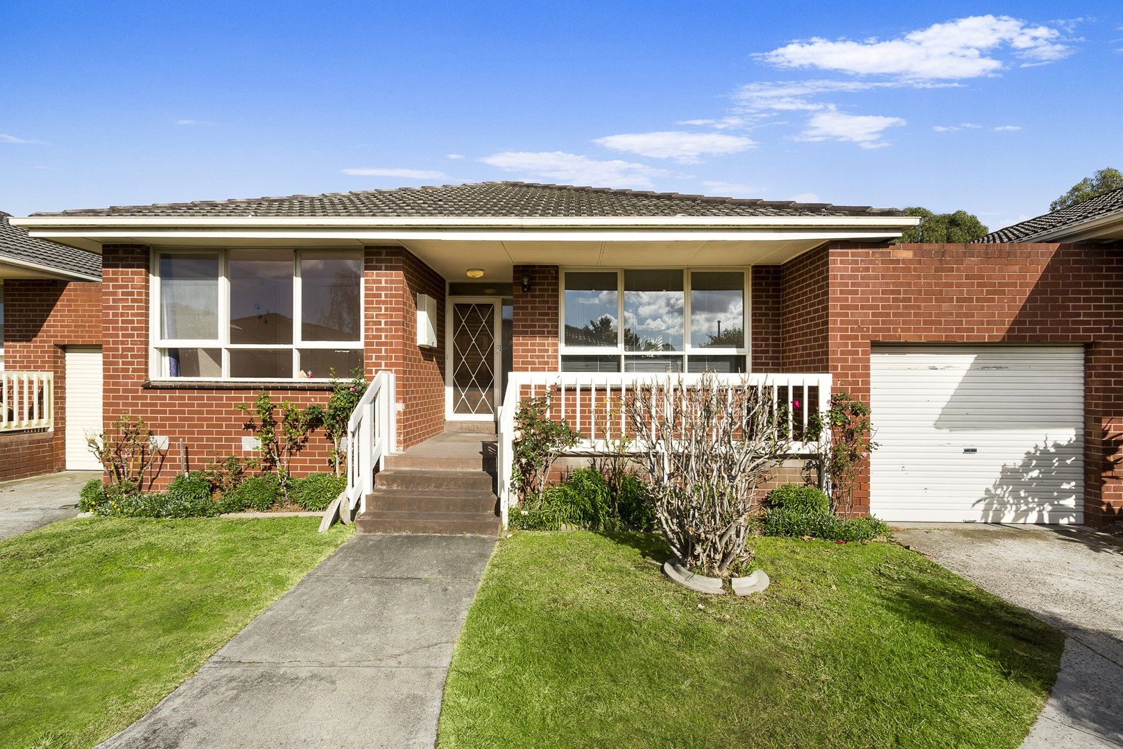 2/300 Huntingdale Road, Mount Waverley VIC 3149, Image 0