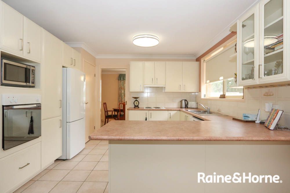 17 Polona Street, Blayney NSW 2799, Image 1