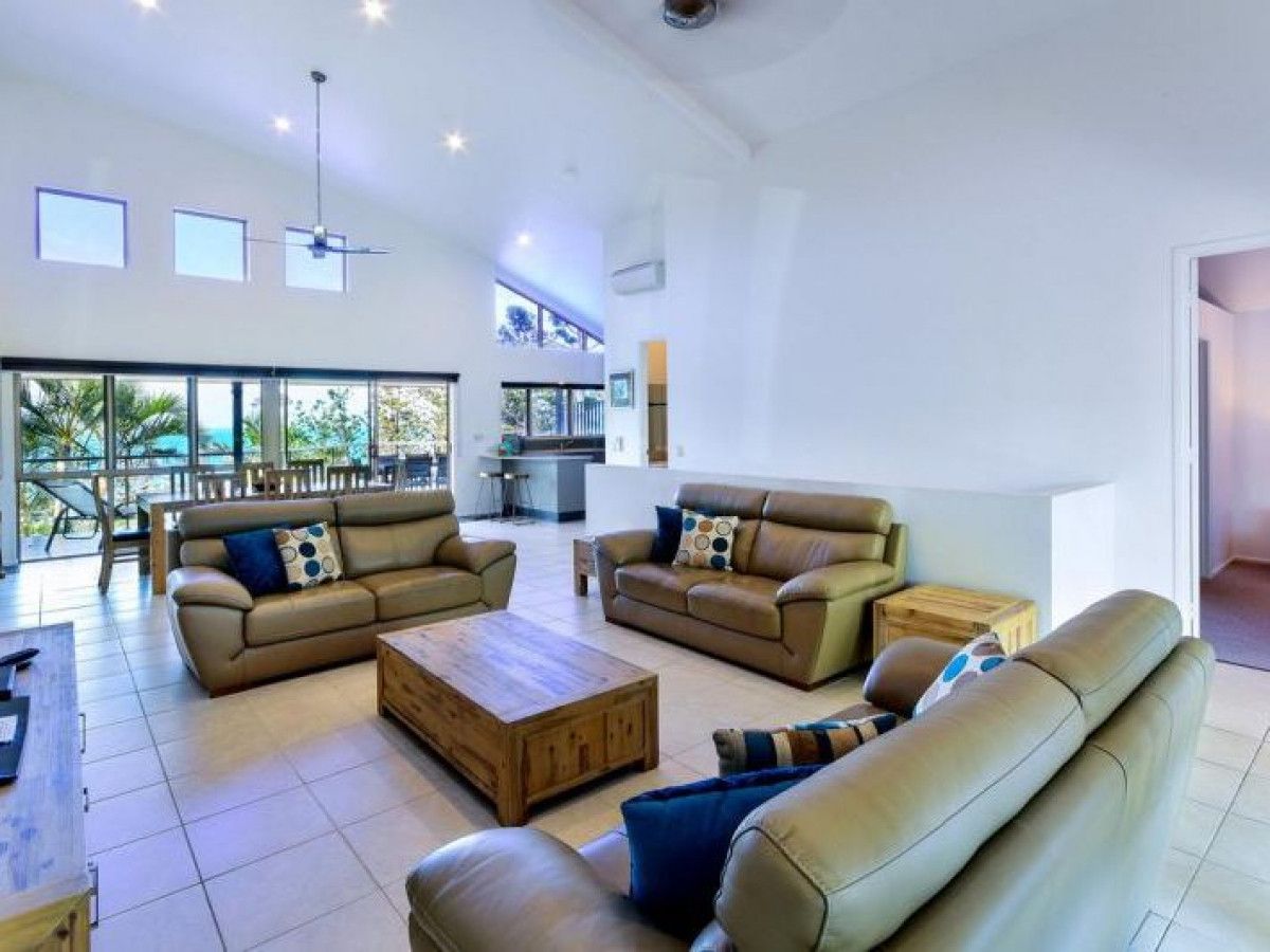 Cooinda Gardens 4/14 Whitsunday Boulevard, Hamilton Island QLD 4803, Image 2