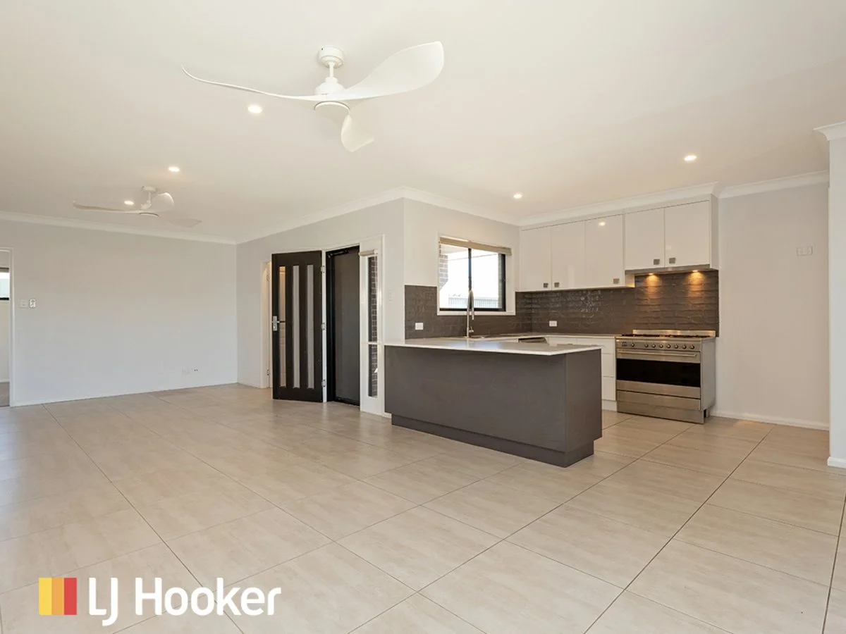 Additional image 4 of 1/7 Gabriella Way, Hillvue NSW 2340