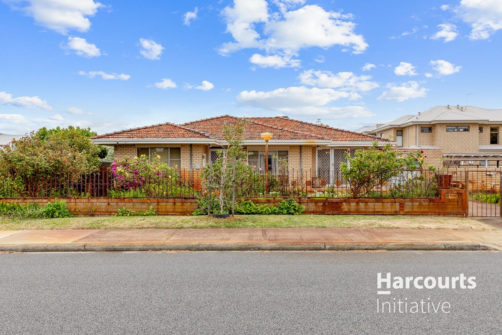 4 bedrooms House in 12 Success Road BASSENDEAN WA, 6054
