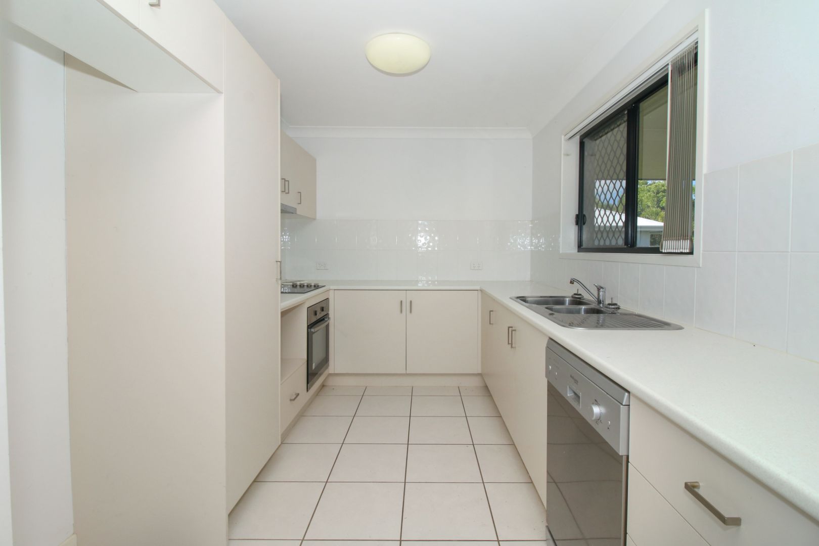 38 Epping Way, Mount Low QLD 4818, Image 1