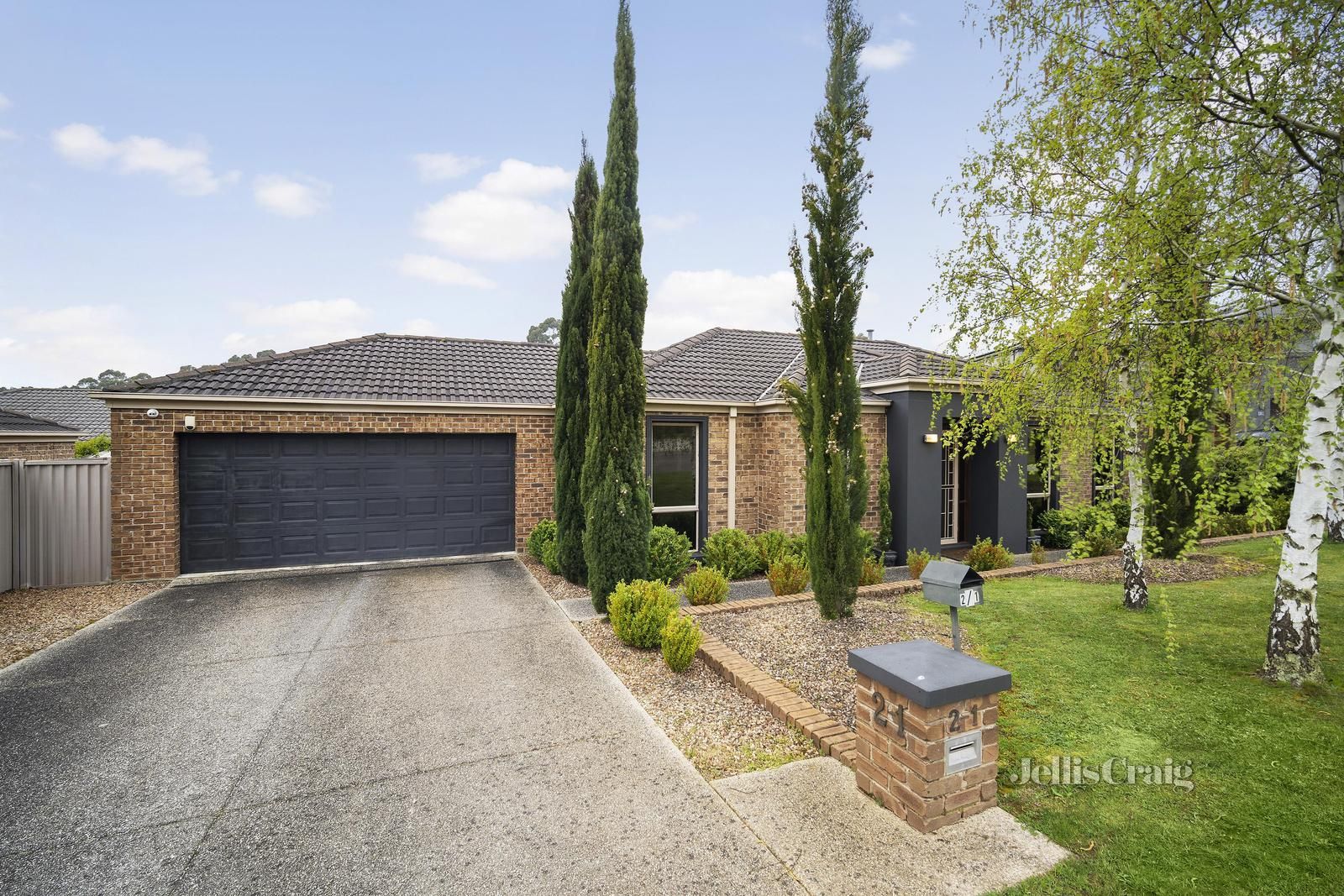 2/1 Peregrine Court, Invermay Park VIC 3350, Image 0