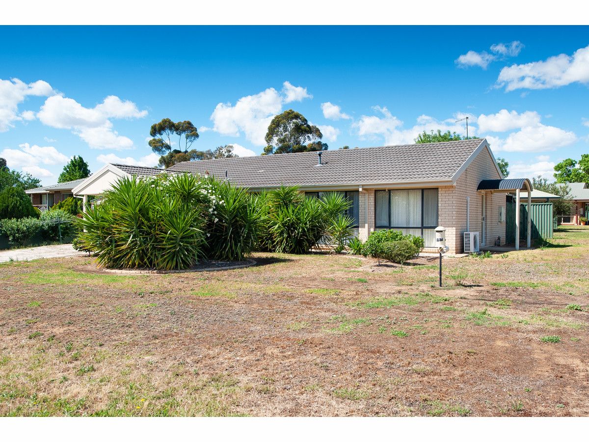 122 Clarke Street, Howlong NSW 2643, Image 0