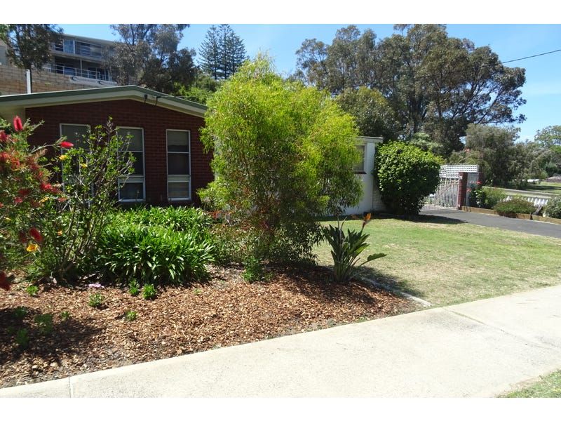 24 Scott Street, Bunbury WA 6230 House For Rent 560 Domain