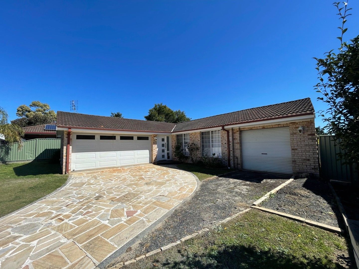 4 bedrooms House in 5 Dewhurst Cl KARIONG NSW, 2250