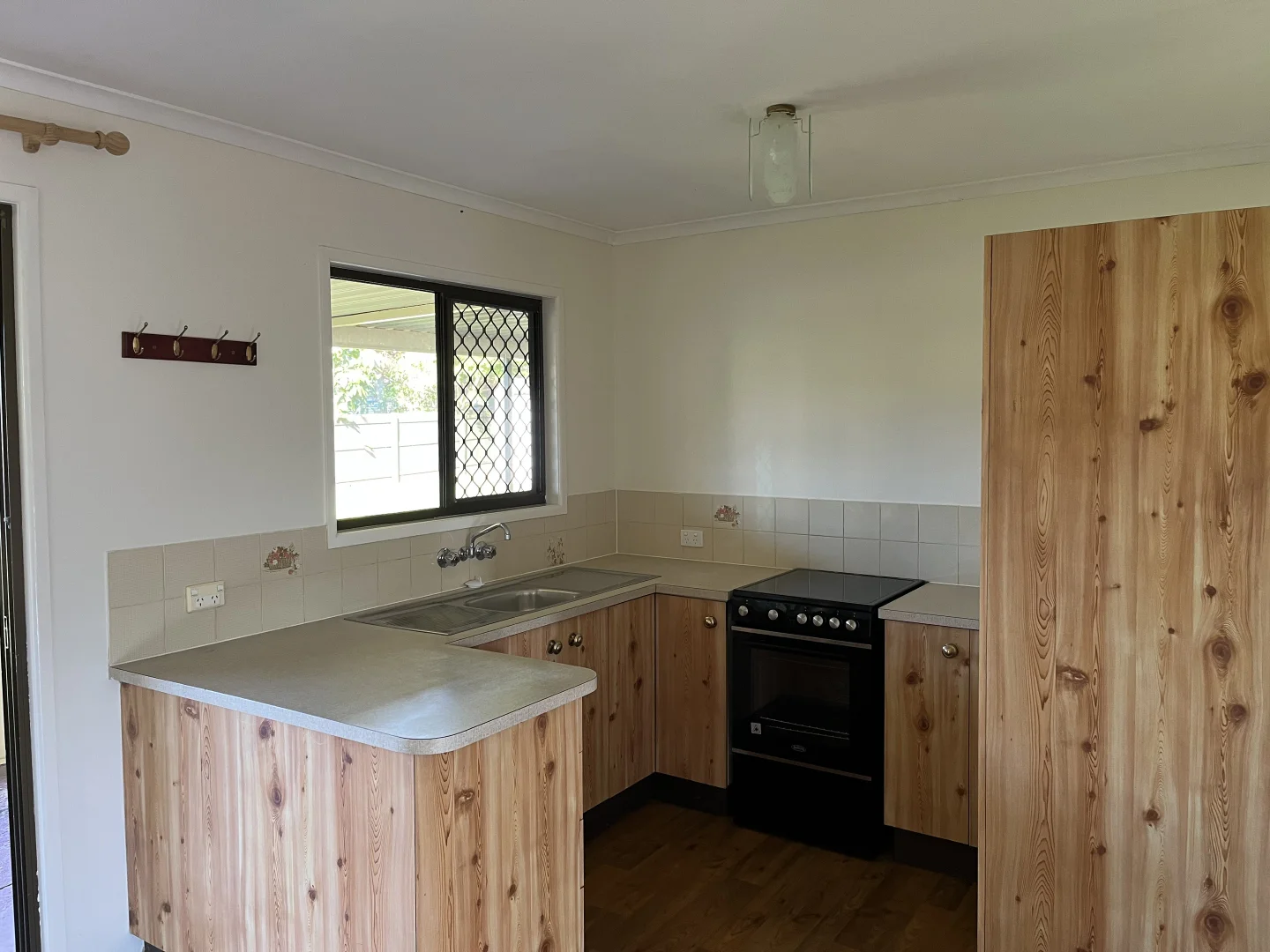 Additional image 3 of 10 Kullaroo Court, Deception Bay QLD 4508