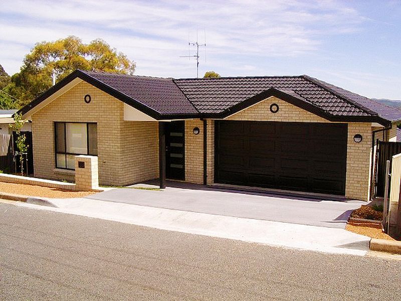 7 Edgedale Crescent, Queanbeyan NSW 2620, Image 0