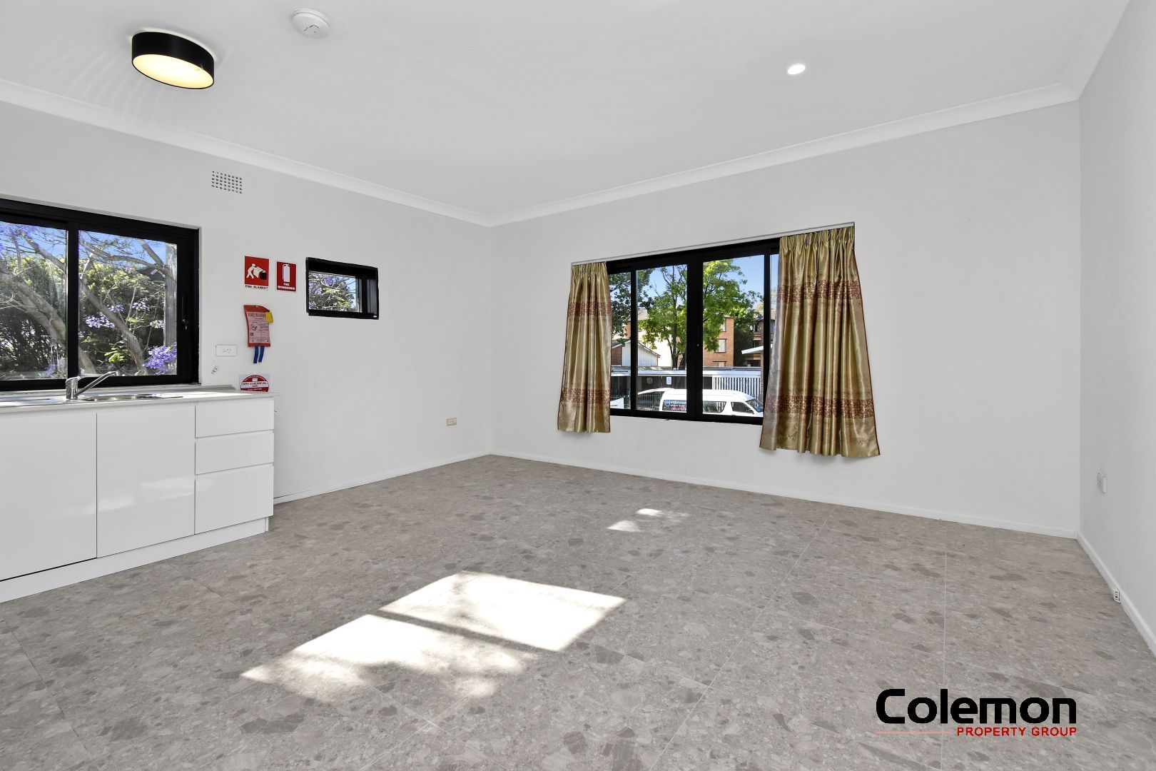 2 bedrooms Apartment / Unit / Flat in 1/25 Pirie St LIVERPOOL NSW, 2170