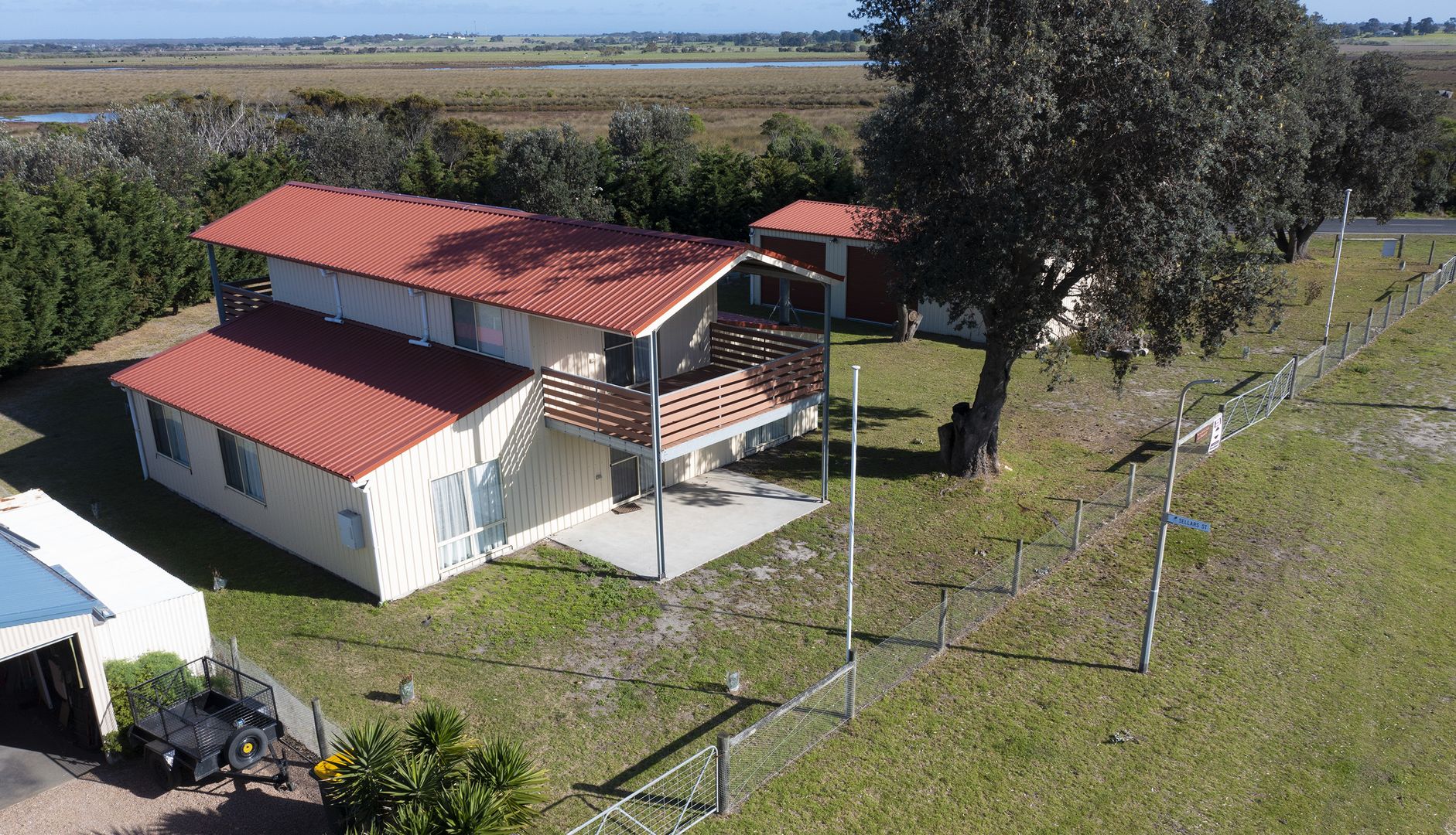 2-4 CROOKE Street, The Honeysuckles VIC 3851, Image 1