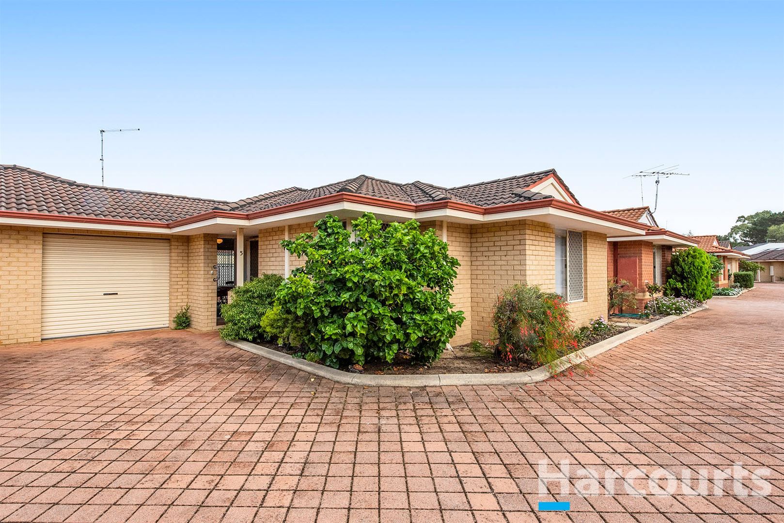 5,18 Wattleglen Avenue, Erskine WA 6210, Image 1