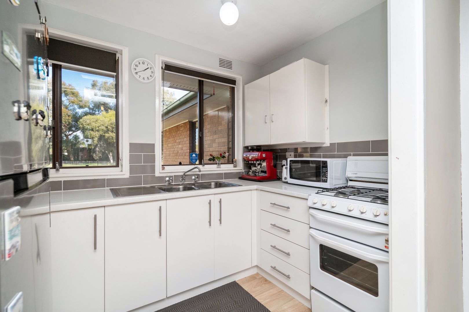 277 Fernleigh Road, Ashmont NSW 2650, Image 1