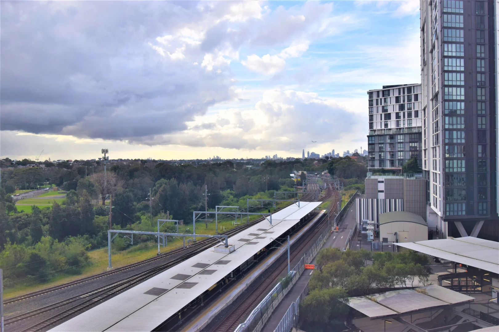 Additional image 10 of 501/2 Discovery Point Place, Wolli Creek NSW 2205