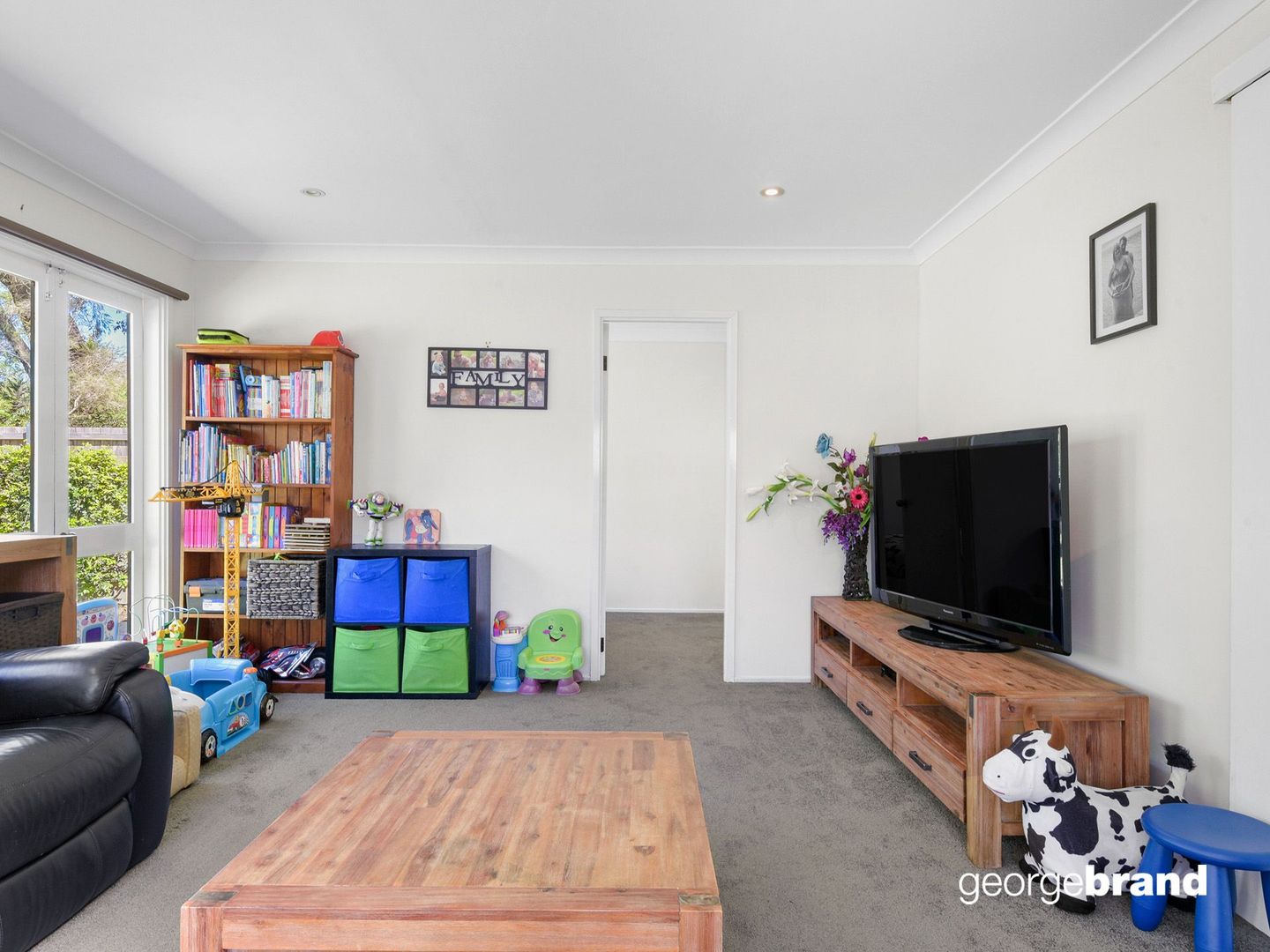 25 Gilford Street, Kariong NSW 2250, Image 1