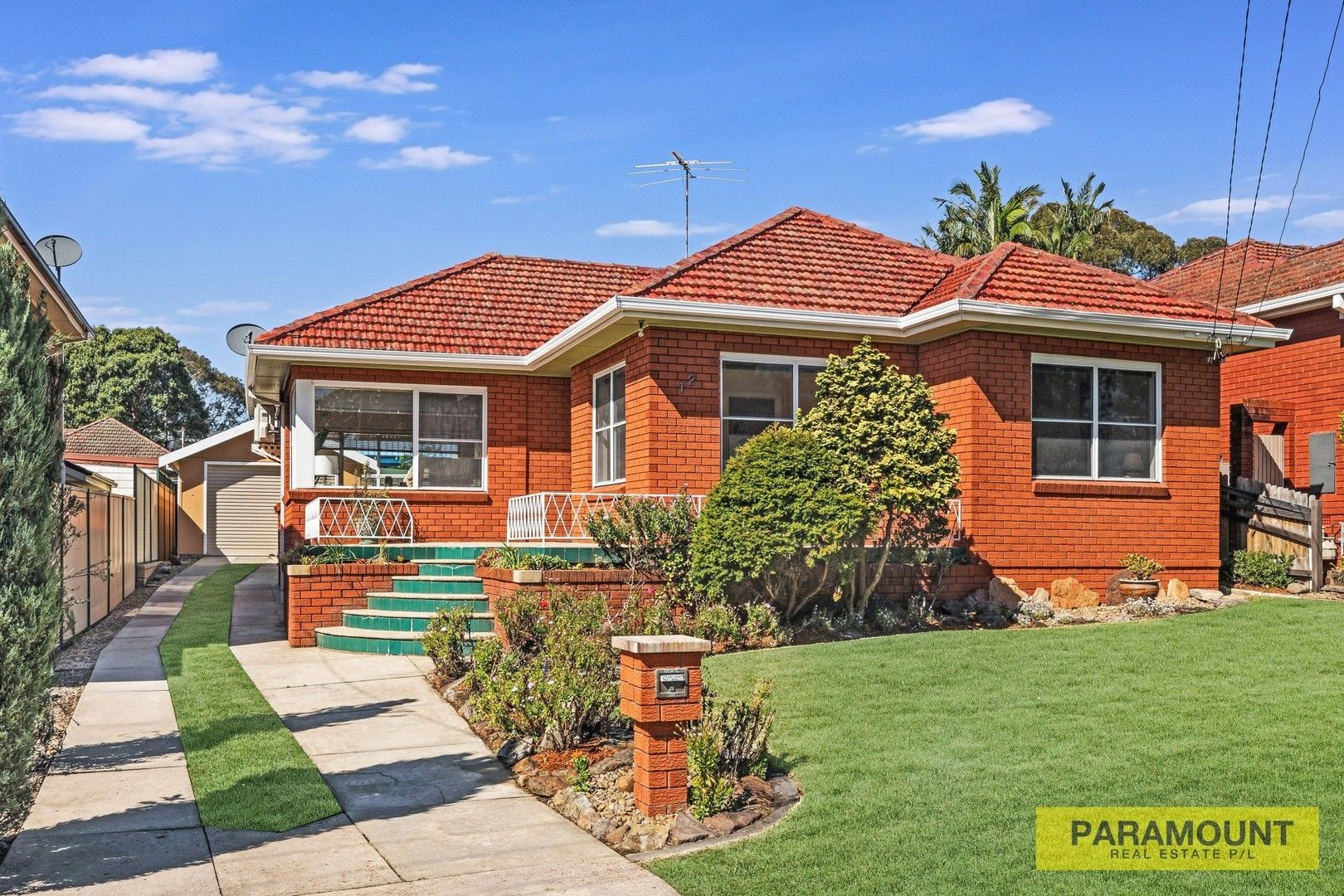 12 Orana Crescent, Peakhurst Heights NSW 2210, Image 0