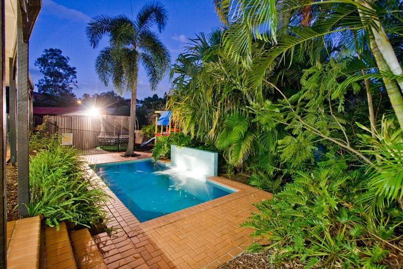 10 Hannah Street, Mount Ommaney QLD 4074, Image 2