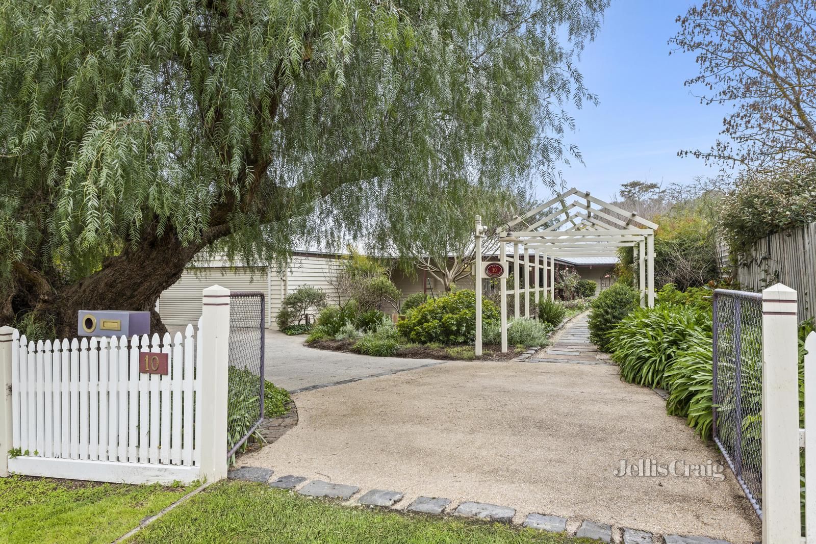 10 Church Street, Maldon VIC 3463, Image 0