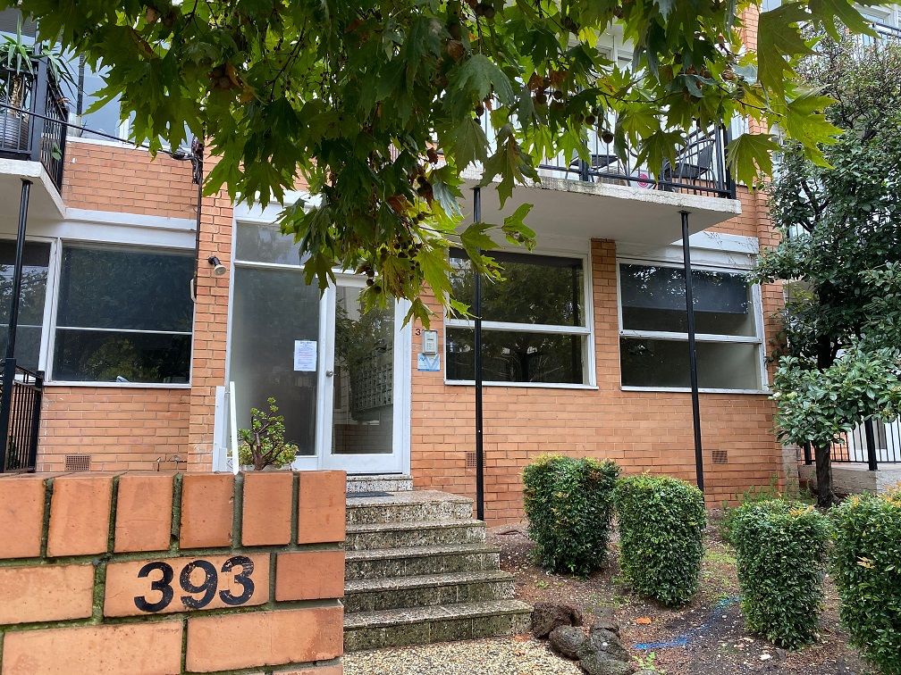 Studio in 2/393 Toorak Road, SOUTH YARRA VIC, 3141