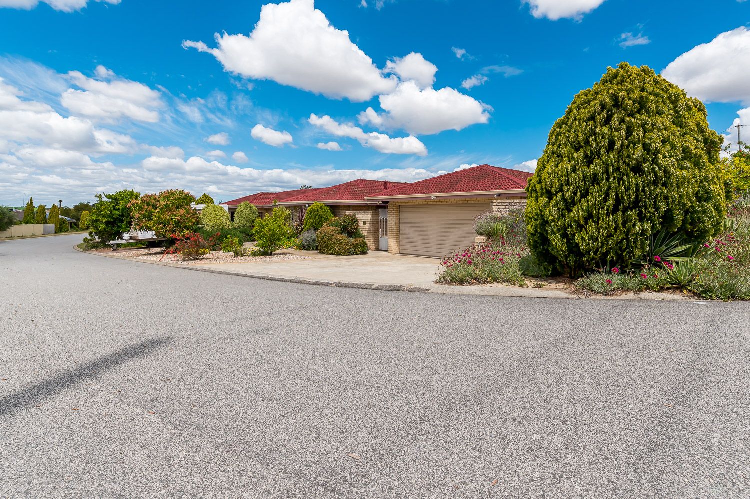 33 Belstead Avenue, Noranda WA 6062, Image 2