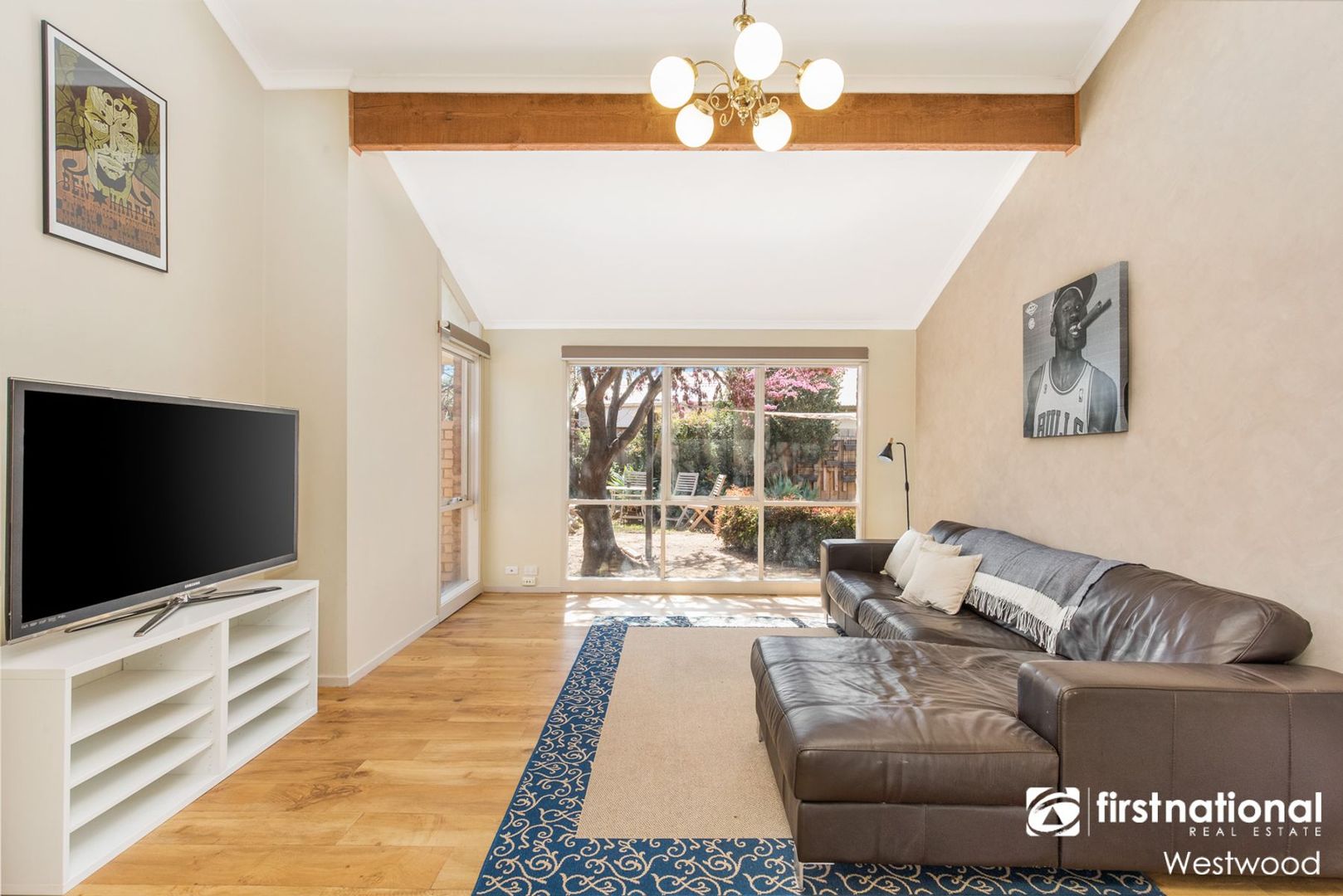 34 Queensbury Way, Werribee VIC 3030, Image 2