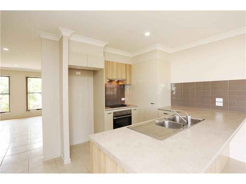 19 Milly Cct, Ormeau QLD 4208, Image 0