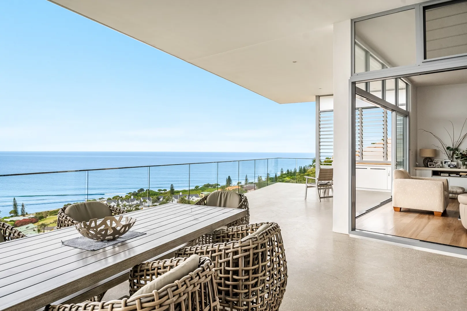 Elevated Architectural Masterpiece with World Class Panoramic Ocean Views - View 3