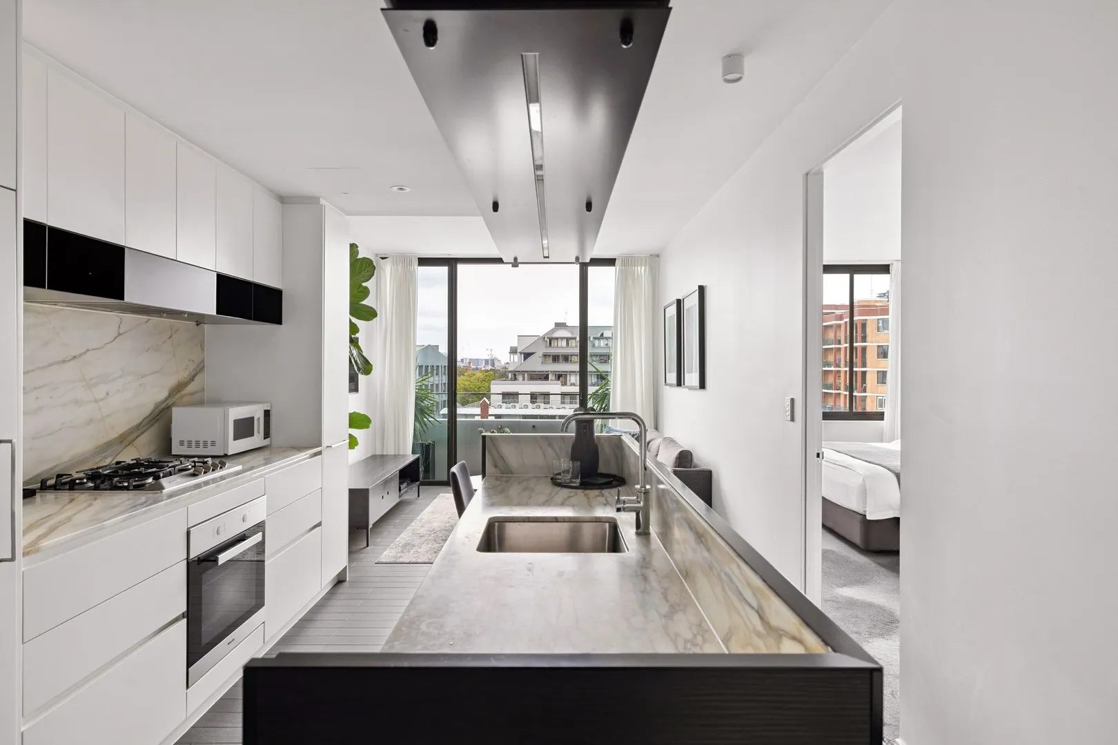 Urban views & high-end style in 'Botanik' building, Surry Hills