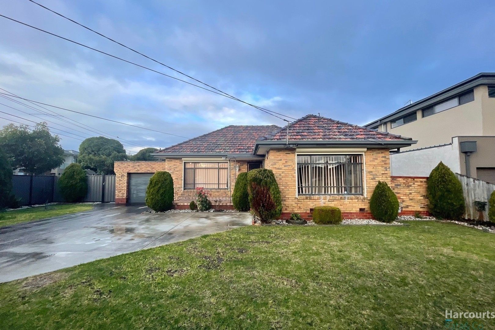 3 bedrooms House in 46 Mount View Road THOMASTOWN VIC, 3074