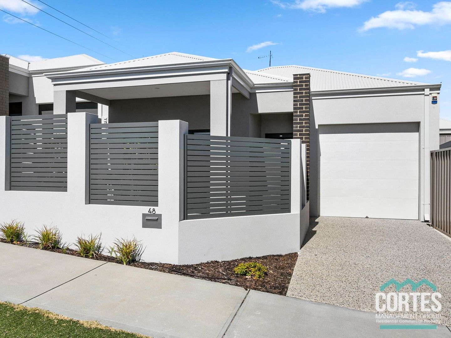 2 bedrooms House in 48 Hopbush Way BEELIAR WA, 6164