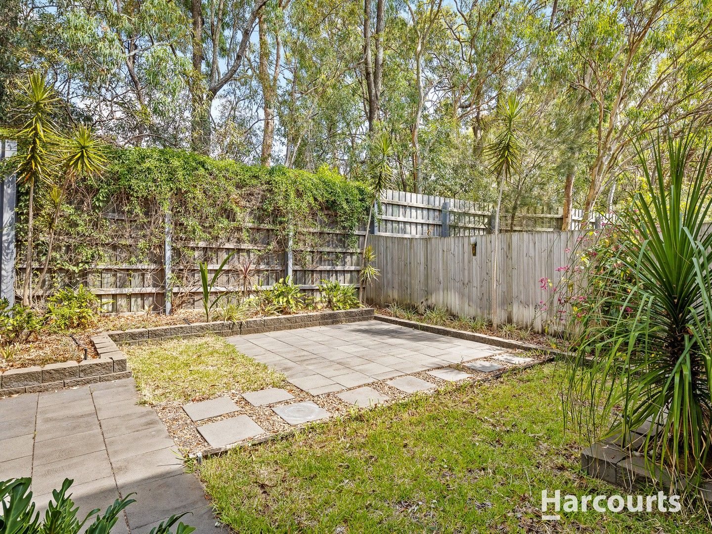 3 bedrooms Townhouse in 41/88 Shelduck Place CALAMVALE QLD, 4116